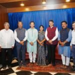 नवनिर्वाचित महापौर मंजुषा नागपुरे, उपमहापौर परशुराम वाडेकर यांनी घेतली मुख्यमंत्र्यांची भेट 