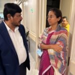 केंद्रीयराज्यमंत्री रामदास आठवले यांनी शरद पवार यांची भेट घेवून केली प्रकृतीची चौकशी