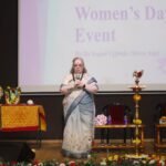 महिलांसाठी योग : दैनंदिन ताण कमी करण्याचा प्रभावी मार्गयोग अभ्यासक डॉ. योगिनी उज्ज्वला यांचे मत : साधना पवार यांच्यावतीने आंतरराष्ट्रीय महिला दिनानिमित्त महिलांसाठी मोफत संवाद सत्र