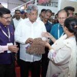 -गाईमध्ये देशाच्या अर्थकारणाला वेगळी दिशा देण्याची ताकद