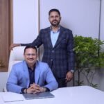 चितळे बंधू मिठाईवालेकडून ‘रांजे व्हिजन पार्क’ची निर्मितीमुख्यमंत्र्यांच्या हस्ते गुरुवारी होणार उद्घाटनपुणे, ता. १३ बाकरवडीमुळे जगभरात लोकप्रियता मिळवलेल्या ‘चितळे बंधू मिठाईवाले’ यांच्यावतीने भोर तालुक्यातील रांजे येथे ‘रांजे व्हिजन पार्क’ या अत्याधुनिक उत्पादन प्रकल्पाची उभारणी करण्यात आली आहे. या पार्कचे उद्घाटन मुख्यमंत्री देवेंद्र फडणवीस यांच्या हस्ते गुरुवारी (ता. १६) होणार आहे.