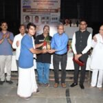 -संघर्षावर मात करत पुण्यातील रात्र शाळेचे विद्यार्थी राज्यात अव्वलदि रास्ता पेठ एज्युकेशन सोसायटी संचलित आबासाहेब अत्रे रात्र प्रशालेच्या राज्यात प्रथम आणि द्वितीय आलेल्या विद्यार्थ्यांचा गुणगौरव सोहळा